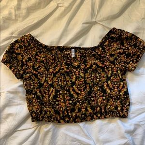 Xhilaration Target Floral Scrunched Crop Top
